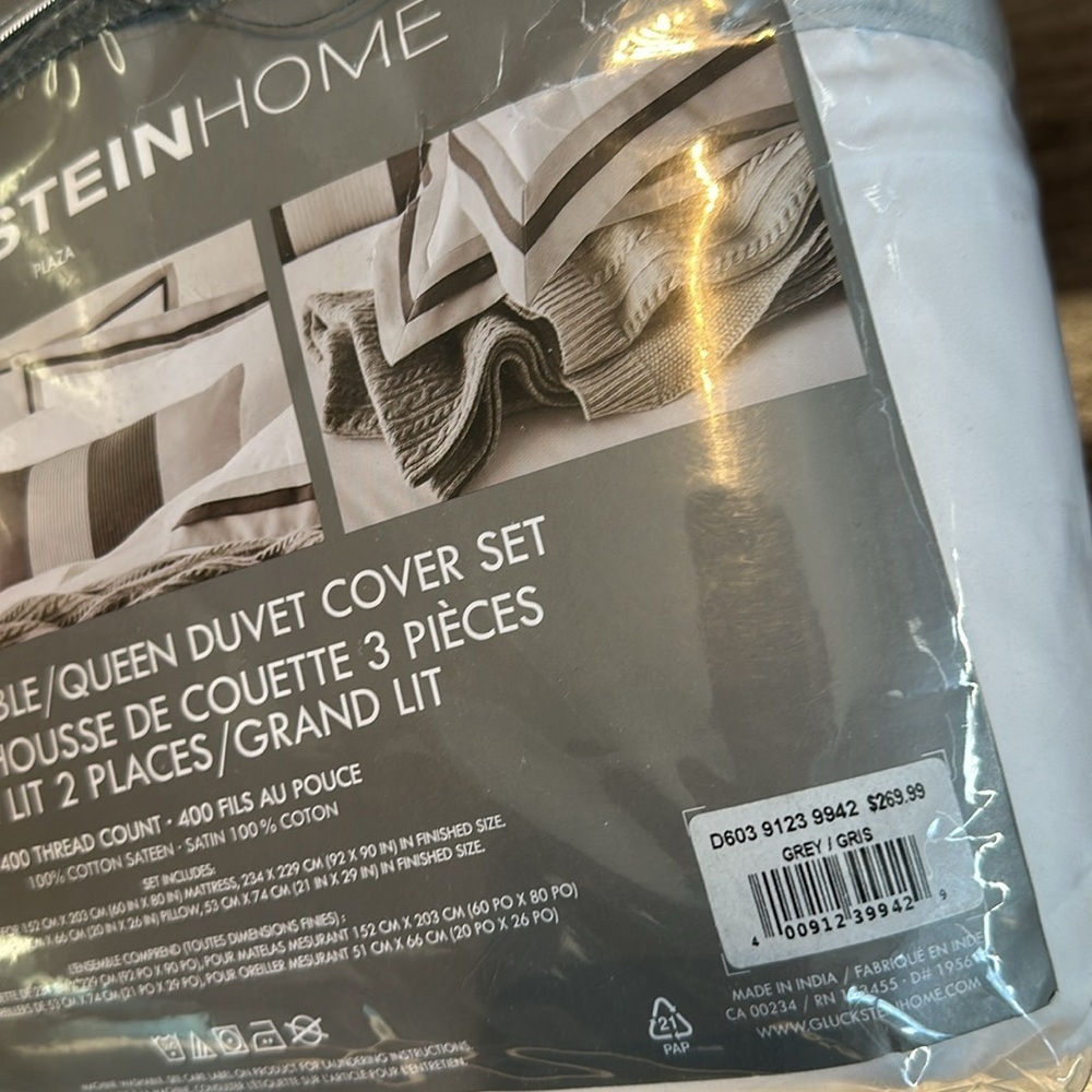 GlucksteinHome
Plaza 3-Piece 400-Thread Count Cotton Duvet Cover Set - Picture 6 of 6